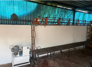 Hydraulic paint/chemical/detergent mixing plant