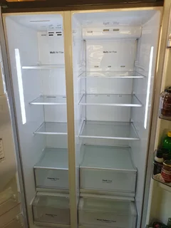 LG Refrigerator GC-L247SLUV – Excellent Condition