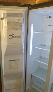 LG Refrigerator GC-L247SLUV – Excellent Condition