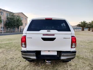 2017 Toyota hulix 2.4 GD6  RB SRX MT D/C