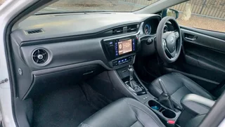 2017 Toyota Corolla 1.8 exclusive cvt automatic