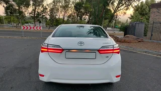 2017 Toyota Corolla 1.8 exclusive cvt automatic