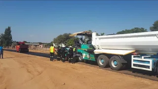 Tar Roads, Driveways, Paving &amp; all Repairs (0728776646)