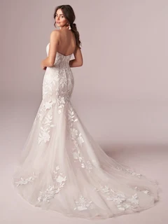 Wedding Dress Designer:Dress Hattie by Rebecca Ingram at Bridal Allure