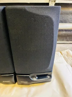 Pioneer Bookshelf Speakers