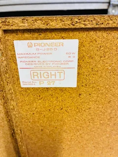 Pioneer Bookshelf Speakers