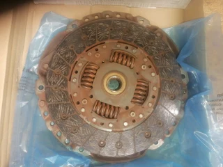 Nissan np200 /Renault clutch kit for sale, R750. Concentric slave R250. Excellent condition.