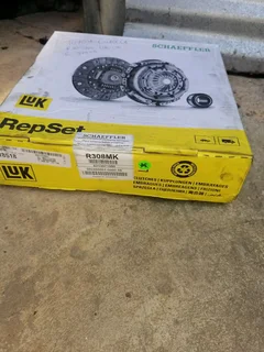 Gearbox, diff and clutch repairs done professionally. Manual, automatic, DSG, CVT.