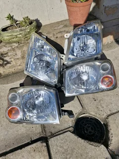 BAKKIE HEADLIGHTS AND TAILIGHTS