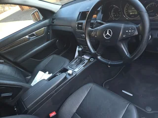 2009 Mercedes-Benz C-Class Sedan C200 Kompressor