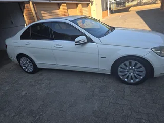 2009 Mercedes-Benz C-Class Sedan C200 Kompressor