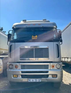 2007 Freightliner Argosy Horse