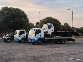 Rollback, flatbed towing local and long distance contact 083 212 9879 for a quote