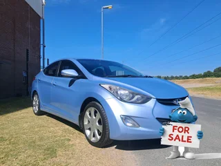 2012 HYUNDAI ELANTRA