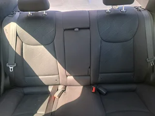 2012 HYUNDAI ELANTRA