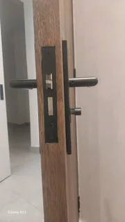 Wooden Door Locks - Dormakaba and QS body laches; Cisa cylinder keys