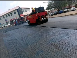 Tar surfaces and tennis courts