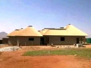 Thatch Roofs and Repairs 0739930111