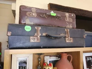 Vintage Suitcases (Each)