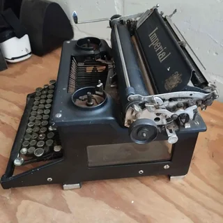 Antique Imperial Typewriter (ex Cape Times)