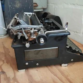 Antique Imperial Typewriter (ex Cape Times)