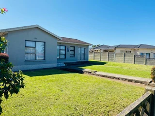 5 Bedroom house for SALE in Levallia George