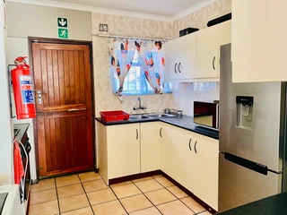 5 Bedroom house for SALE in Levallia George