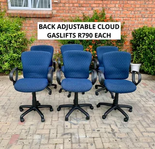 Geo Cloud Gas Lift Height Adjustable Chairs