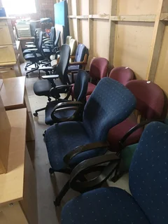 PLENTY OF OFFICE CHAIRS FROM R190 to R1190
