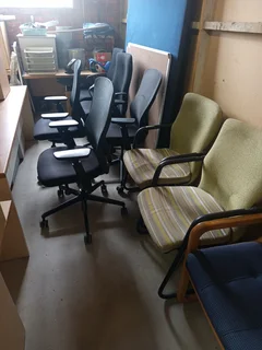 PLENTY OF OFFICE CHAIRS FROM R190 to R1190