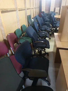 PLENTY OF OFFICE CHAIRS FROM R190 to R1190