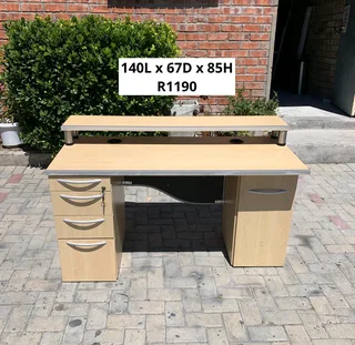 RECEPTION COUNTER WORK STATION DESK