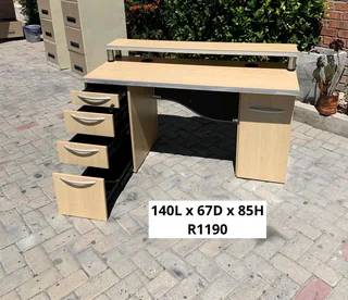 RECEPTION COUNTER WORK STATION DESK