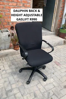 Dauphin Gas Lift Height Adjustable Back Adjustable Chair