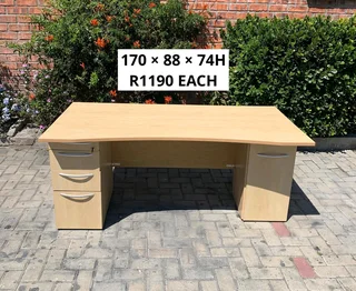 Work Station Desk For Sale