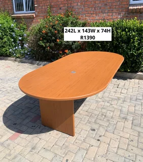 Excellent Quality Work Station Board Room Conference Table For Sale