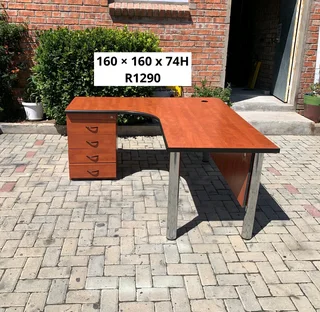 L SHAPE WORK STATION DESK FOR SALE