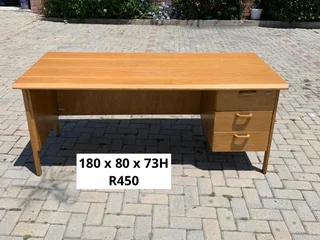 DESK FOR SALE