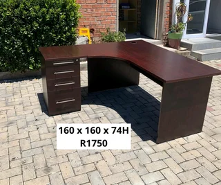 Excellent Quality Work Station L Shape Desk