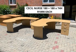EXCELLENT QUALITY CECIL NURSE L SHAPE DESKS FOR SALE