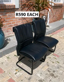 PLENTY OF OFFICE CHAIRS FOR SALE