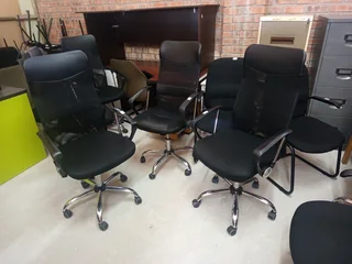OFFICE CHAIR.S FROM R490 TO R990 EACH