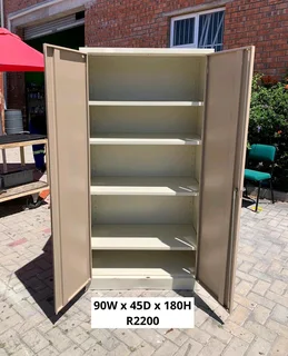 EXCELLENT QUALITY METAL FILING STORAGE CUPBOARD