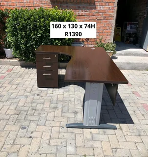 L SHAPE WORK STATION DESK FOR SALE