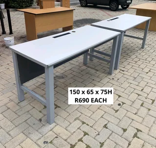 DESK TABLES FOR SALE