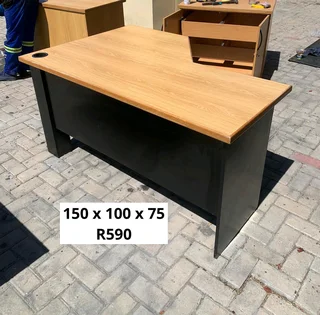 L SHAPE WORK STATION DESK FOR SALE