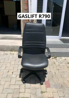 GAS LIFT HEIGHT ADJUSTABLE CHAIR FOR SALE