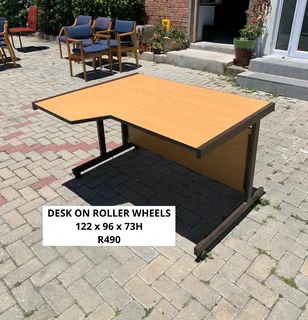 Desk Table On Roller Wheels For Sale