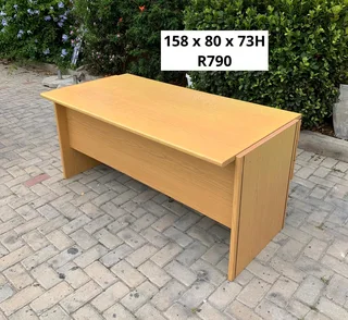 WORK STATION DESK FOR SALE