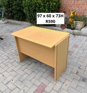 WORK STATION DESK FOR SALE